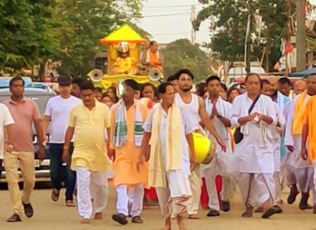 হাইলাকান্দিতে সাড়ম্বরে রথযাত্রা, রথ নিয়ে সামিল শিশুরাও হাইলাকান্দিতে সাড়ম্বরে রথযাত্রা, রথ নিয়ে সামিল শিশুরাও