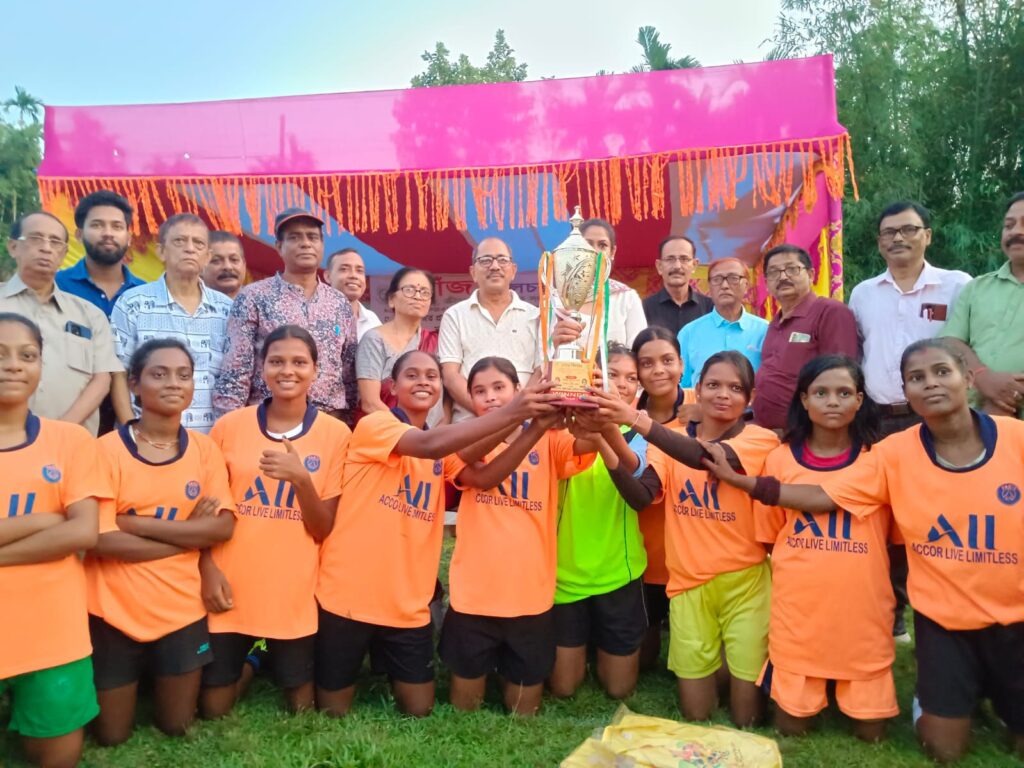 খোঁজ এর মহিলা ফুটবলে চ্যাম্পিয়ন কুরকুরি, রানার্স নারায়নছড়া খোঁজ এর মহিলা ফুটবলে চ্যাম্পিয়ন কুরকুরি, রানার্স নারায়নছড়া