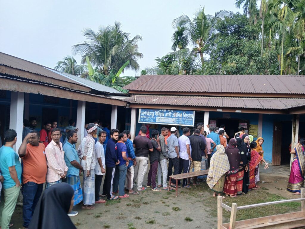 নির্বিঘ্নে সম্পন্ন হল ধলাই উপ-নির্বাচনের ভোট পর্ব নির্বিঘ্নে সম্পন্ন হল ধলাই উপ-নির্বাচনের ভোট পর্ব