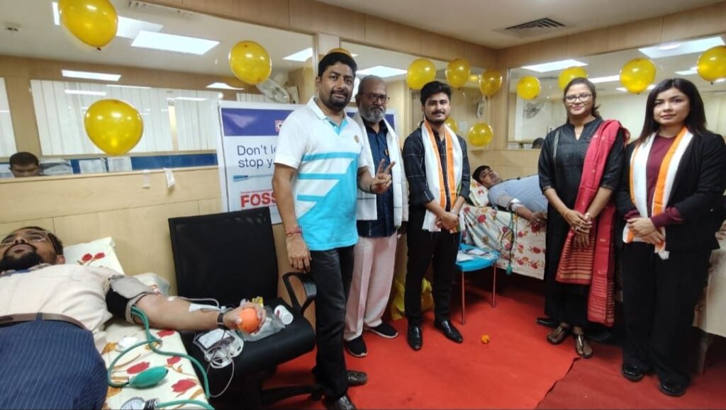 এইচডিএফসি ব্যাঙ্কের ক্লাব রোড শাখায় রক্তদান শিবির এইচডিএফসি ব্যাঙ্কের ক্লাব রোড শাখায় রক্তদান শিবির