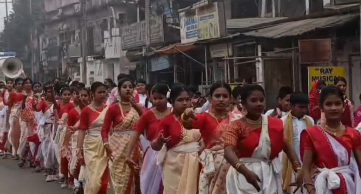 ধর্মনগরে ৪০টি স্কুলের পড়ুয়াদের নিয়ে নেতাজির জন্মদিবসে শোভাযাত্রা ধর্মনগরে ৪০টি স্কুলের পড়ুয়াদের নিয়ে নেতাজির জন্মদিবসে শোভাযাত্রা