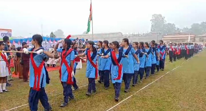 নেতাজির জন্মদিবসে শিলচরে বিশাল শোভাযাত্রা কেন্দ্রীয় কমিটির নেতাজির জন্মদিবসে শিলচরে বিশাল শোভাযাত্রা কেন্দ্রীয় কমিটির