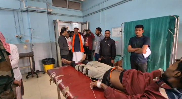 মেডিক্যাল কলেজের কাজকর্ম খতিয়ে দেখলেন স্বাস্থ্যমন্ত্রী অশোক সিংহল মেডিক্যাল কলেজের কাজকর্ম খতিয়ে দেখলেন স্বাস্থ্যমন্ত্রী অশোক সিংহল