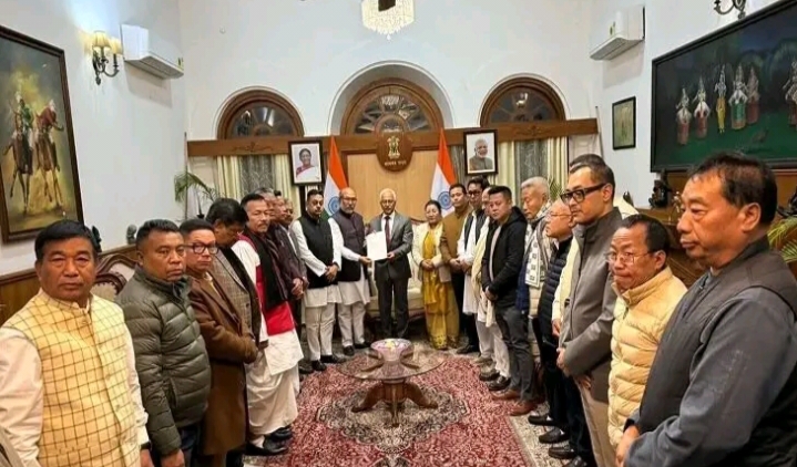 ইস্তফা দিলেন মণিপুরের মুখ্যমন্ত্রী বীরেন সিংহ ইস্তফা দিলেন মণিপুরের মুখ্যমন্ত্রী বীরেন সিংহ