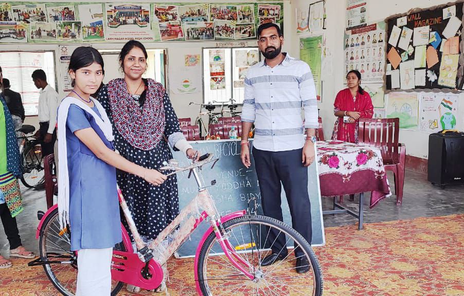 ছাত্রছাত্রীদের মনোযোগী হওয়ার আহ্বান রতন কুমারের ছাত্রছাত্রীদের মনোযোগী হওয়ার আহ্বান রতন কুমারের