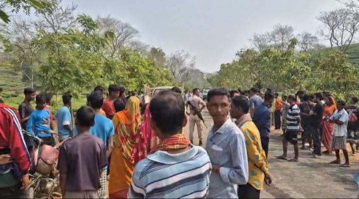 শ্বশুরবাড়ি থেকে ফেরার পথে সড়ক দুর্ঘটনায় মৃত্যু যুবকের শ্বশুরবাড়ি থেকে ফেরার পথে সড়ক দুর্ঘটনায় মৃত্যু যুবকের
