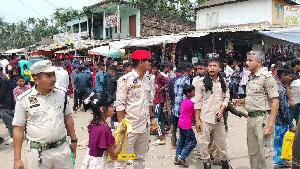 ঈদগাহে ভিড়, মেলায় উৎসব, সম্প্রীতির এক অনন্য নজির পাথারকান্দিতে ঈদগাহে ভিড়, মেলায় উৎসব, সম্প্রীতির এক অনন্য নজির পাথারকান্দিতে