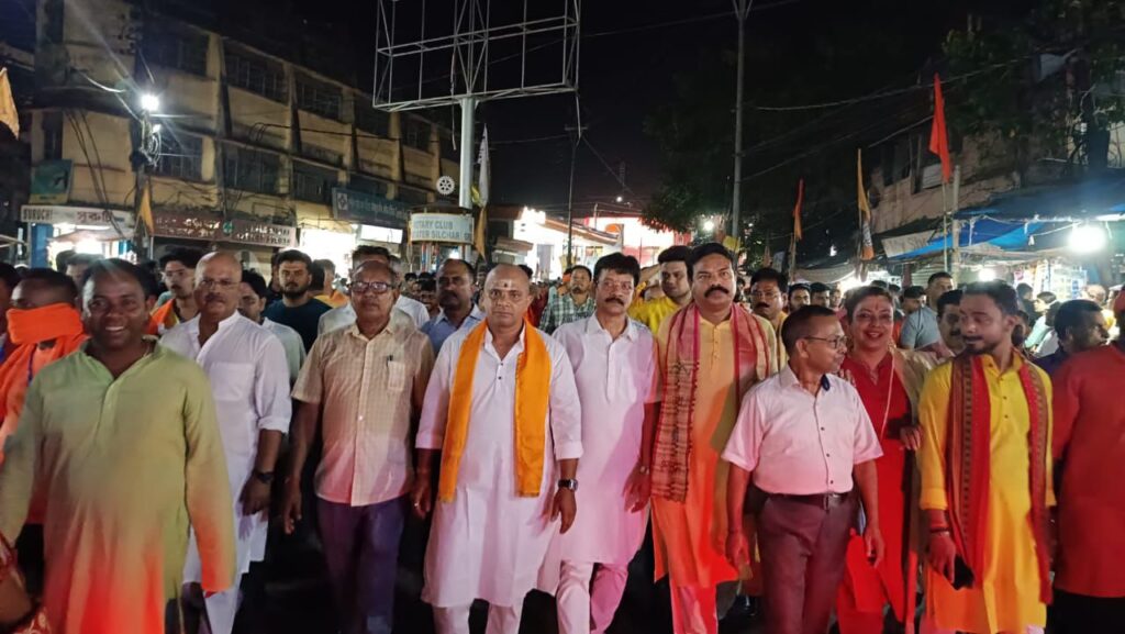হনুমান জয়ন্তীতে শিলচরে বিশাল শোভাযাত্রা হনুমান জয়ন্তীতে শিলচরে বিশাল শোভাযাত্রা