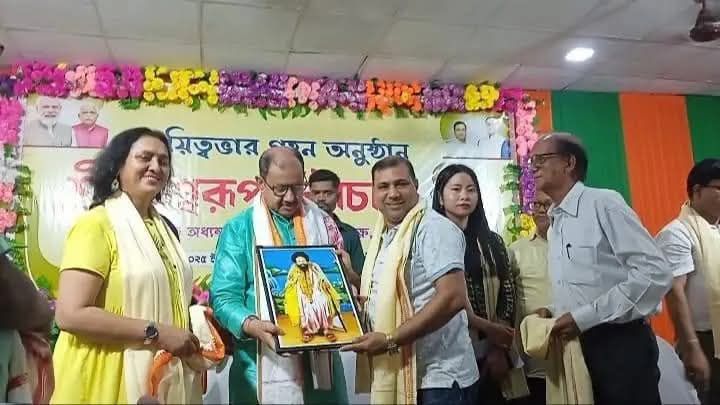 শ্রীভূমি উন্নয়ন কর্তৃপক্ষের সভাপতির দায়িত্ব নিয়ে শহরকে সাজিয়ে তোলার অঙ্গীকার বিশ্বরূপ শ্রীভূমি উন্নয়ন কর্তৃপক্ষের সভাপতির দায়িত্ব নিয়ে শহরকে সাজিয়ে তোলার অঙ্গীকার বিশ্বরূপ
