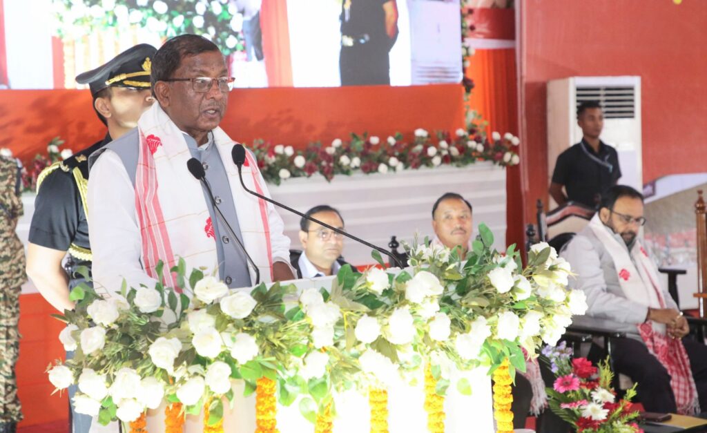 সারা দেশের সঙ্গে হয়বরগাঁও রেলস্টেশন 'অমৃতস্টেশন' হিসেবে উদ্বোধন সারা দেশের সঙ্গে হয়বরগাঁও রেলস্টেশন 'অমৃতস্টেশন' হিসেবে উদ্বোধন