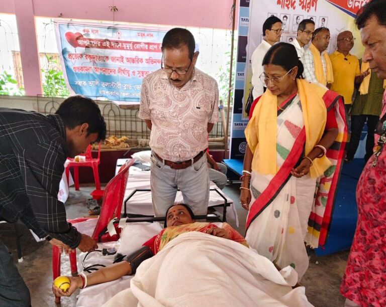 হাইলাকান্দিতে শহিদ দিবসে রক্তদান শিবির, ফোরামের প্রতিষ্ঠা দিবস পালন হাইলাকান্দিতে শহিদ দিবসে রক্তদান শিবির, ফোরামের প্রতিষ্ঠা দিবস পালন