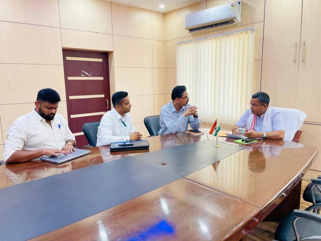 উৎপাদনশীলতা বাড়াতে আসছে আধুনিক গবাদি পশু উন্নয়ন প্রকল্প : কৃষ্ণেন্দু উৎপাদনশীলতা বাড়াতে আসছে আধুনিক গবাদি পশু উন্নয়ন প্রকল্প : কৃষ্ণেন্দু