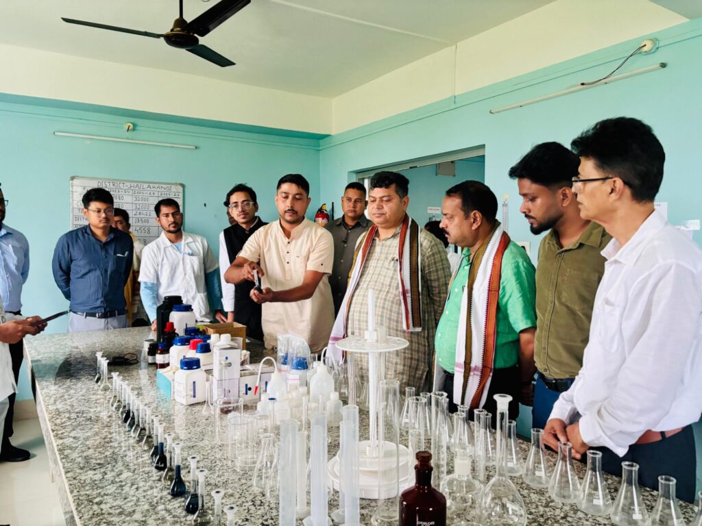 হাইলাকান্দিতে উচ্চাকাঙ্খী জেলার প্রকল্প বাস্তবায়নে সন্তোষ কেন্দ্রীয় প্রতিমন্ত্রীর হাইলাকান্দিতে উচ্চাকাঙ্খী জেলার প্রকল্প বাস্তবায়নে সন্তোষ কেন্দ্রীয় প্রতিমন্ত্রীর