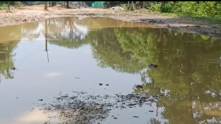 শিলচর-জয়ন্তীয়া সড়ক নির্মাণ, নরকযন্ত্রণায় ভুগছেন সাধারণ মানুষ শিলচর-জয়ন্তীয়া সড়ক নির্মাণ, নরকযন্ত্রণায় ভুগছেন সাধারণ মানুষ