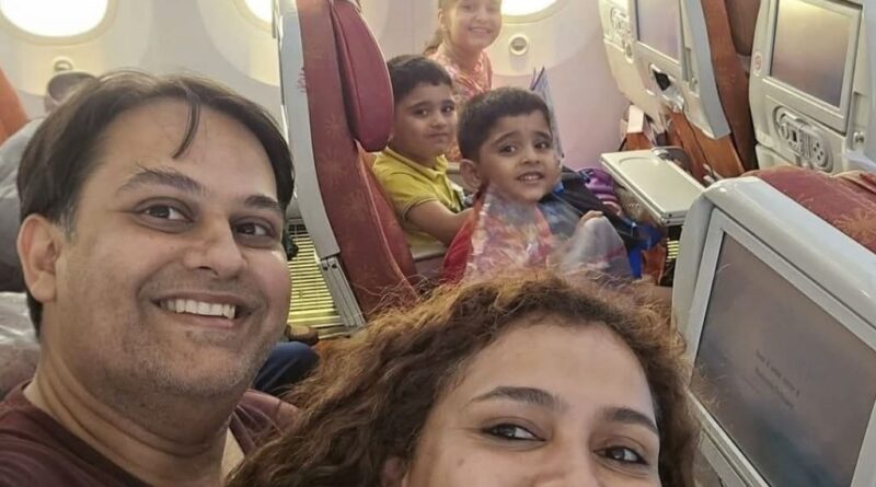 বিমান দুর্ঘটনা : নিহত চিকিৎসকের পুরো পরিবার বিমান দুর্ঘটনা : নিহত চিকিৎসকের পুরো পরিবার