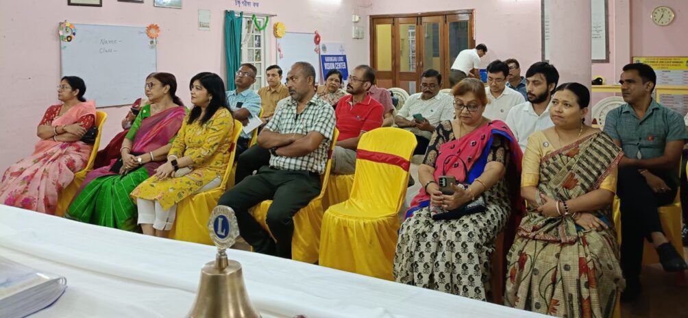 লায়ন্স ডিস্ট্রিক্টের অ্যাডভাইজরি কমিটি মিটিং লায়ন্স ডিস্ট্রিক্টের অ্যাডভাইজরি কমিটি মিটিং