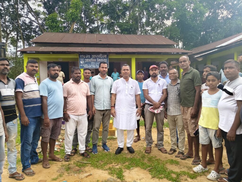 প্রাথমিক শিক্ষার পরিকাঠামো উন্নয়নে রাজ্য সরকারের দৃঢ় পদক্ষেপ : কৃষ্ণেন্দু প্রাথমিক শিক্ষার পরিকাঠামো উন্নয়নে রাজ্য সরকারের দৃঢ় পদক্ষেপ : কৃষ্ণেন্দু