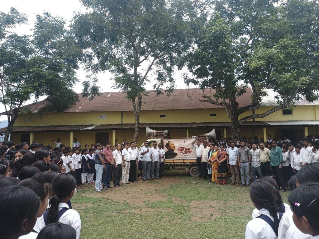 বিষ্ণুপ্রসাদ রাভার মৃত্যুবার্ষিকী পালন করল কাছাড় জেলা প্রশাসন বিষ্ণুপ্রসাদ রাভার মৃত্যুবার্ষিকী পালন করল কাছাড় জেলা প্রশাসন