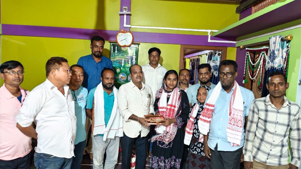 মেহনাজের কৃতিত্বে খুশির জোয়ার, সংবর্ধনা ধ্রুবজ্যোতি সহ আরএফ এডুকেশন্যাল ফাউন্ডেশনের মেহনাজের কৃতিত্বে খুশির জোয়ার, সংবর্ধনা ধ্রুবজ্যোতি সহ আরএফ এডুকেশন্যাল ফাউন্ডেশনের