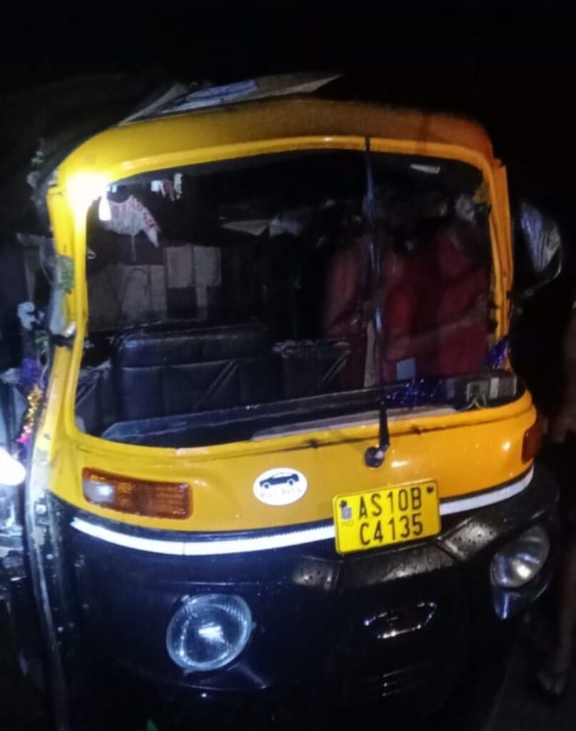বাজারিছড়ার অটো দুর্ঘটনায় প্রাণ গেল এক যাত্রীর, আহত দুই বাজারিছড়ার অটো দুর্ঘটনায় প্রাণ গেল এক যাত্রীর, আহত দুই