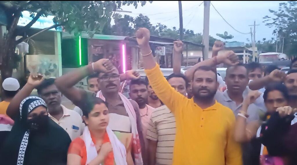 ইছাবিল জিপির সভাপতি সবিতা, সহ-সভাপতি বদরুন মনোনীত, বিশাল র্যালি ইছাবিল জিপির সভাপতি সবিতা, সহ-সভাপতি বদরুন মনোনীত, বিশাল র্যালি