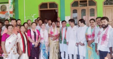 আমিনুল-রোজলিনার উপস্থিতিতে মদন বরার দায়িত্ব গ্রহণ আমিনুল-রোজলিনার উপস্থিতিতে মদন বরার দায়িত্ব গ্রহণ