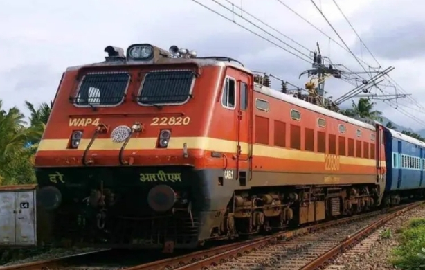 শিলচর ও মহিষাশনের মধ্যে যাত্রীবাহী ট্রেনের ফ্রিকোয়েন্সি বৃদ্ধি শিলচর ও মহিষাশনের মধ্যে যাত্রীবাহী ট্রেনের ফ্রিকোয়েন্সি বৃদ্ধি