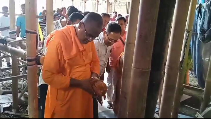 উধারবন্দ কালীবাড়িরোড সর্বজনীন দুর্গাপূজার মণ্ডপের কাজ শুরু