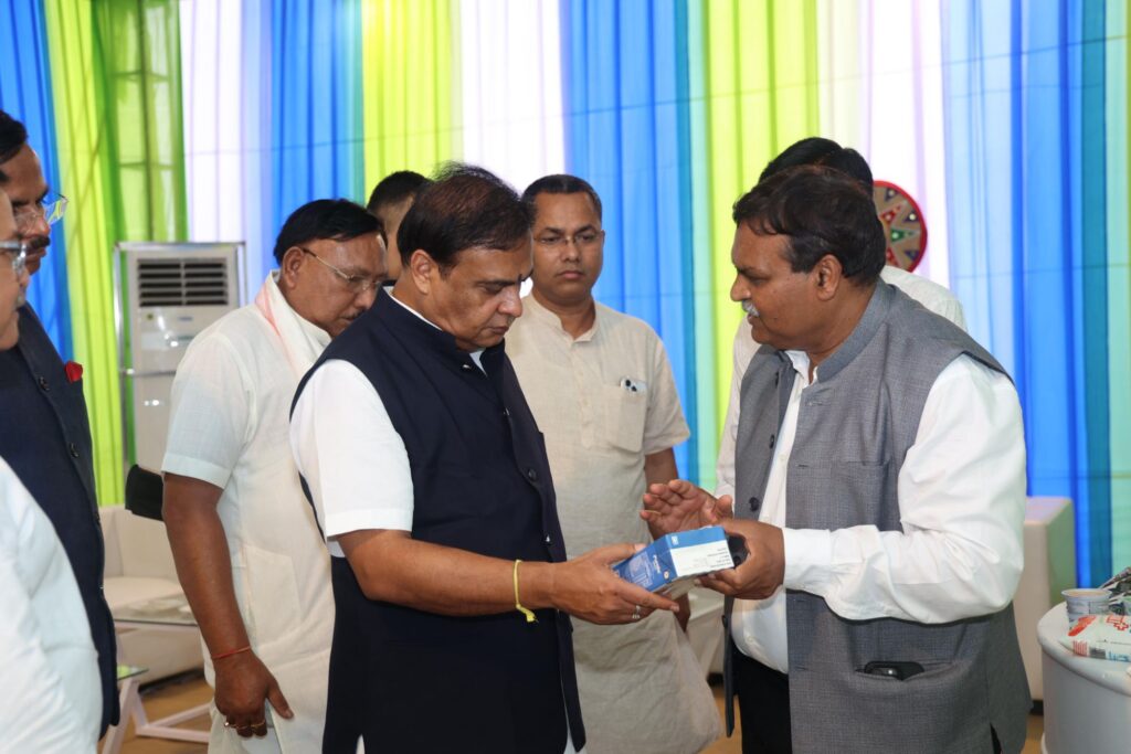 দুগ্ধ উৎপাদকদের জন্য রাজ্য সহায়তা প্রকল্পের সূচনা মুখ্যমন্ত্রীর দুগ্ধ উৎপাদকদের জন্য রাজ্য সহায়তা প্রকল্পের সূচনা মুখ্যমন্ত্রীর