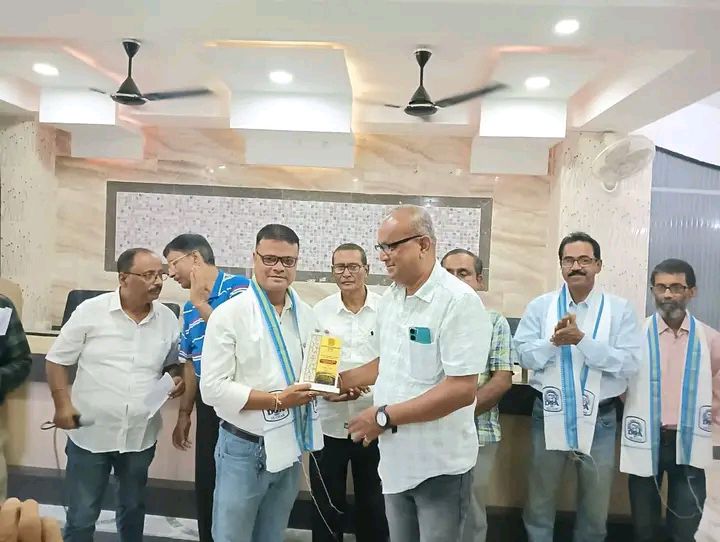 বিশ্ব ক্রীড়া সাংবাদিক দিবসে আলোচনা ও সম্মাননা শিলচর ডিএসএ-র বিশ্ব ক্রীড়া সাংবাদিক দিবসে আলোচনা ও সম্মাননা শিলচর ডিএসএ-র