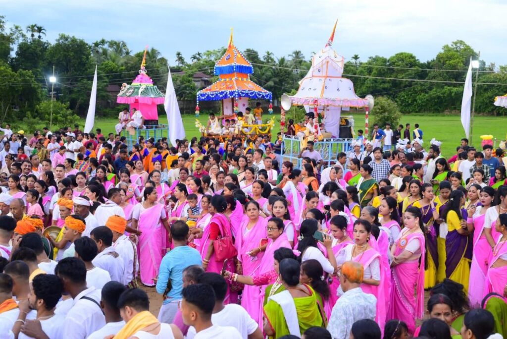 মন্ত্রী কৃষ্ণেন্দুর উপস্থিতিতে পাথারকান্দিতে রথযাত্রার মহোৎসব মন্ত্রী কৃষ্ণেন্দুর উপস্থিতিতে পাথারকান্দিতে রথযাত্রার মহোৎসব