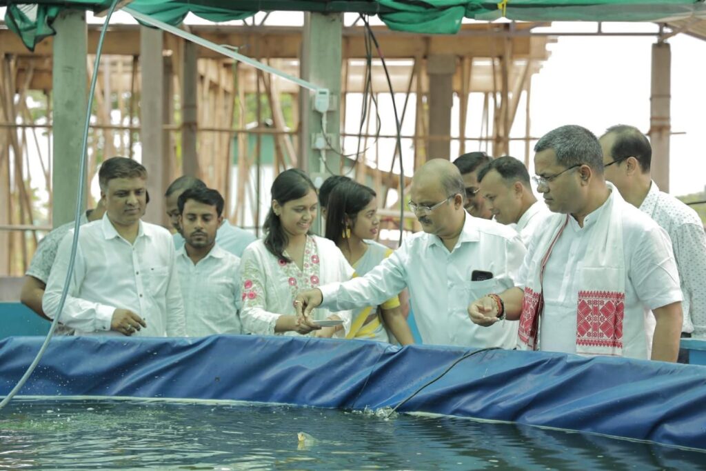 বগীবাড়িতে মন্ত্রী কৃষ্ণেন্দু পালের উপস্থিতিতে জাতীয় মৎস্য দিবস উদযাপন বগীবাড়িতে মন্ত্রী কৃষ্ণেন্দু পালের উপস্থিতিতে জাতীয় মৎস্য দিবস উদযাপন
