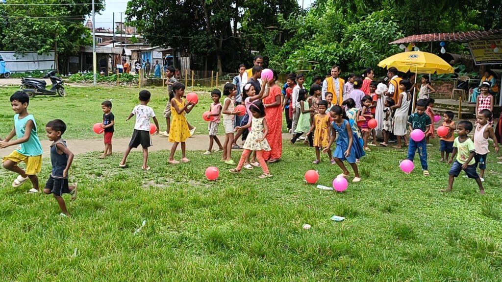 ‘সামার ক্যাম্প’ লায়ন্স ক্লাব অব শিলচর ভ্যালি ভিউর, ব্যাপক সাড়া ‘সামার ক্যাম্প’ লায়ন্স ক্লাব অব শিলচর ভ্যালি ভিউর, ব্যাপক সাড়া