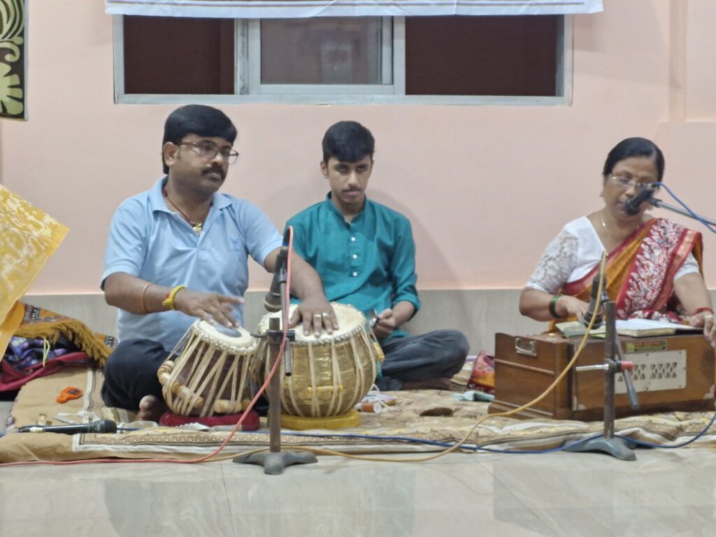 সংস্কার ভারতীর গুরু পূর্ণিমা অনুষ্ঠান হাইলাকান্দিতে, সংবর্ধিত সঙ্গীতজ্ঞ সলিল পুরকায়স্থ সংস্কার ভারতীর গুরু পূর্ণিমা অনুষ্ঠান হাইলাকান্দিতে, সংবর্ধিত সঙ্গীতজ্ঞ সলিল পুরকায়স্থ