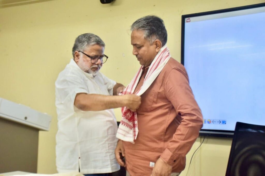 ‘ব্ৰডকাস্ট প্ৰোডাকশন’ নিয়ে তিনদিনের কৰ্মশালা শুরু বিশ্ববিদ্যালয়ে ‘ব্ৰডকাস্ট প্ৰোডাকশন’ নিয়ে তিনদিনের কৰ্মশালা শুরু বিশ্ববিদ্যালয়ে