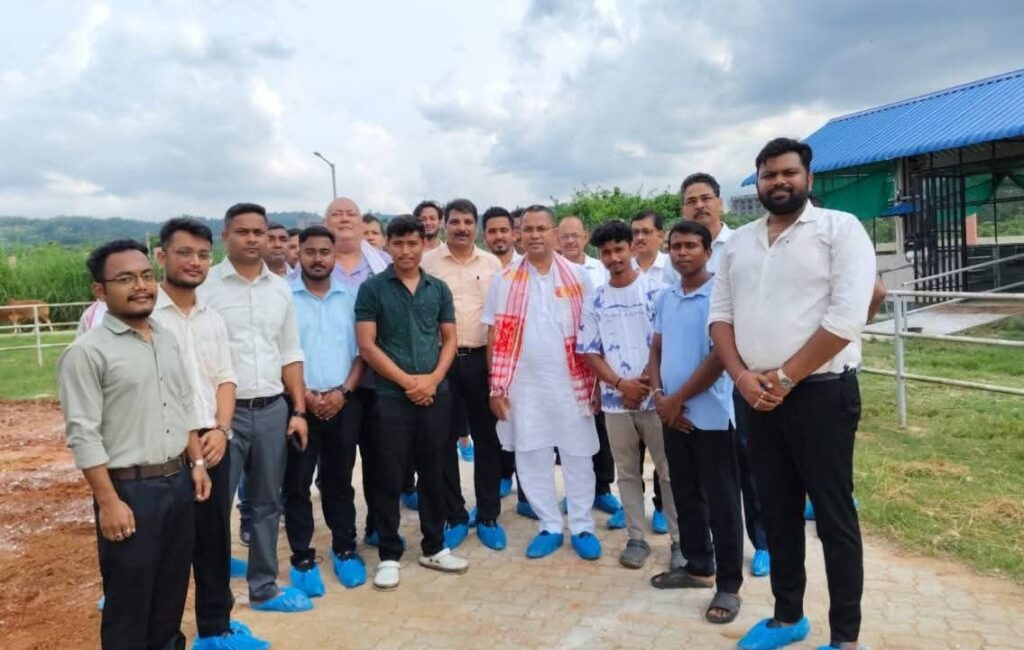 খানাপাড়ায় গড়ে উঠছে উত্তর-পূর্ব ভারতের প্রথম পশু IVF কেন্দ্র, কাজ পরিদর্শন কৃষ্ণেন্দু পালের খানাপাড়ায় গড়ে উঠছে উত্তর-পূর্ব ভারতের প্রথম পশু IVF কেন্দ্র, কাজ পরিদর্শন কৃষ্ণেন্দু পালের
