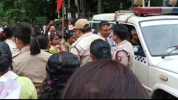 শিলচরেও ধর্মঘটের প্রভাব, গ্রেফতার একাধিক পিকেটার শিলচরেও ধর্মঘটের প্রভাব, গ্রেফতার একাধিক পিকেটার