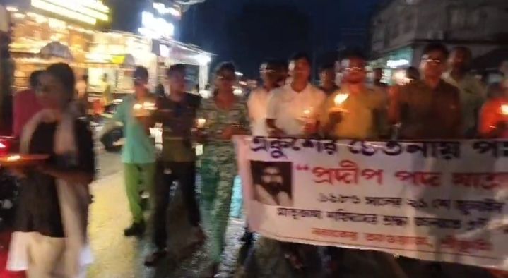 ভাষার জন্য বারবার প্রাণ দিতে প্রস্তুত এক আপসহীন জাতি– বাঙালি ভাষার জন্য বারবার প্রাণ দিতে প্রস্তুত এক আপসহীন জাতি– বাঙালি