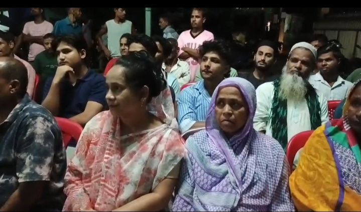 শিলচর ১৭ নম্বর ওয়ার্ডে আতাবুর রহমান লস্করের সমর্থনে মতবিনিময় সভা শিলচর ১৭ নম্বর ওয়ার্ডে আতাবুর রহমান লস্করের সমর্থনে মতবিনিময় সভা