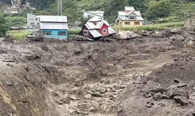 মেঘভাঙা বৃষ্টি : কিস্তওয়ারায় মৃতের সংখ্যা বেড়ে ৪৬