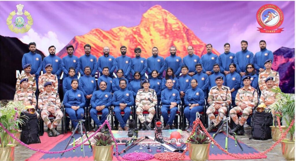 দক্ষিণ মেরু অভিযানে নির্বাচিত আসাম বিশ্ববিদ্যালয়ের প্রাক্তনী আবিদা, অভিনন্দন উপাচার্যের দক্ষিণ মেরু অভিযানে নির্বাচিত আসাম বিশ্ববিদ্যালয়ের প্রাক্তনী আবিদা, অভিনন্দন উপাচার্যের