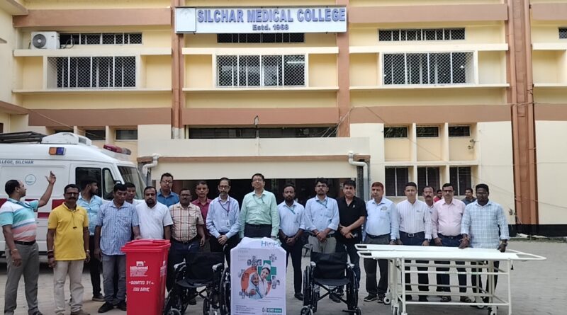 শিলচর মেডিকেল কলেজে প্রয়োজনীয় সামগ্রী দিল আইডিবিআই ব্যাঙ্ক শিলচর মেডিকেল কলেজে প্রয়োজনীয় সামগ্রী দিল আইডিবিআই ব্যাঙ্ক