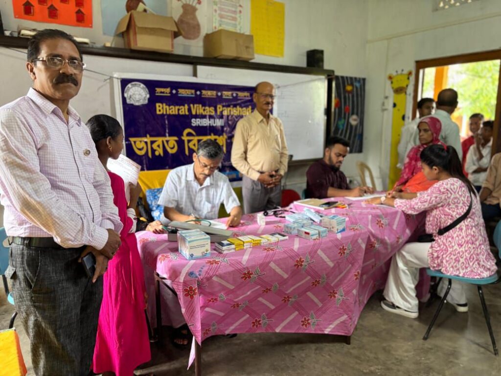 লতু মডেল হায়ার সেকেন্ডারি স্কুলে বিনামূল্যের চিকিৎসা শিবির লতু মডেল হায়ার সেকেন্ডারি স্কুলে বিনামূল্যের চিকিৎসা শিবির