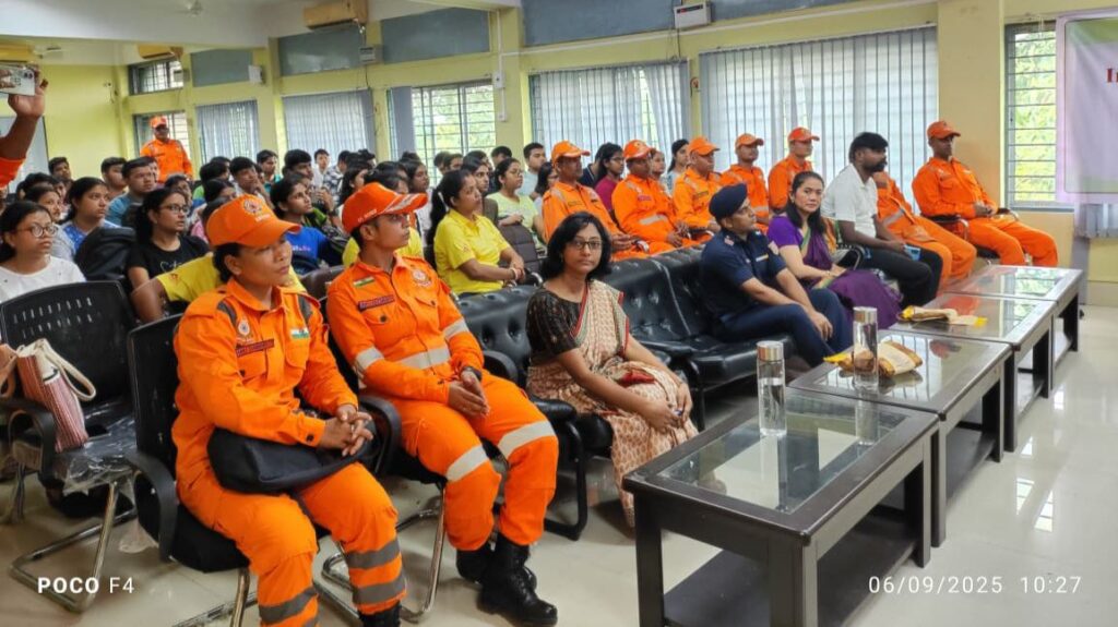 আসাম বিশ্ববিদ্যালয়ে বিদ্যারম্ভ অনুষ্ঠানে দুর্যোগ মোকাবেলায় মক ড্রিল আসাম বিশ্ববিদ্যালয়ে বিদ্যারম্ভ অনুষ্ঠানে দুর্যোগ মোকাবেলায় মক ড্রিল