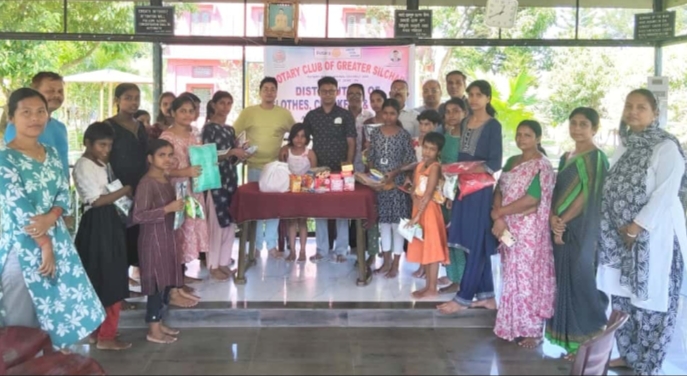 রোটারি ক্লাব অব গ্রেটার শিলচরের উদ্যোগে নিবেদিতা নারী সংস্থায় দীপাবলি উদযাপন রোটারি ক্লাব অব গ্রেটার শিলচরের উদ্যোগে নিবেদিতা নারী সংস্থায় দীপাবলি উদযাপন