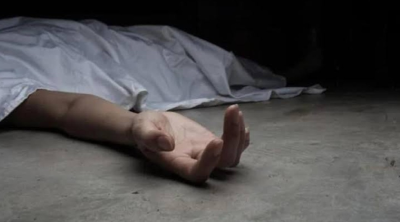 শিলচরের ট্যাঙ্ক রোডে অজ্ঞাত পরিচয় ব্যক্তির মৃতদেহ উদ্ধার শিলচরের ট্যাঙ্ক রোডে অজ্ঞাত পরিচয় ব্যক্তির মৃতদেহ উদ্ধার