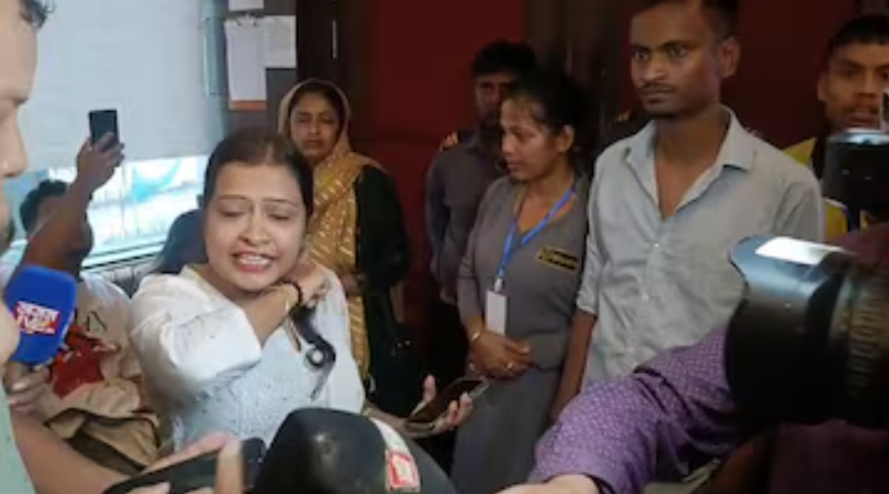 ‘রই রই বিনালে’ দেখতে না পারায় উত্তপ্ত পরিস্থিতি বঙাইগাঁওয়ে ‘রই রই বিনালে’ দেখতে না পারায় উত্তপ্ত পরিস্থিতি বঙাইগাঁওয়ে