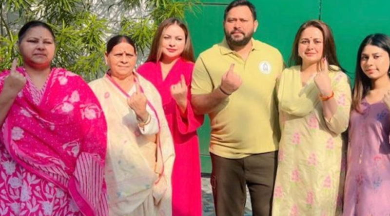 ১৪ নভেম্বর বিহারে নতুন সরকার, ভোট দিয়ে বেরিয়ে দাবি তেজস্বীর ১৪ নভেম্বর বিহারে নতুন সরকার, ভোট দিয়ে বেরিয়ে দাবি তেজস্বীর